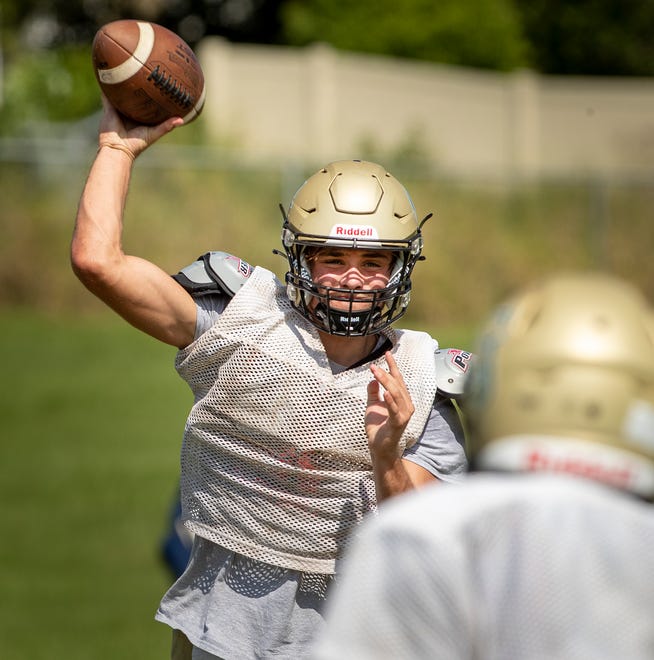 George Jenkins High School football quarterback Cam Turner throws a pass during practice in Lakeland Fl. Wednesday September 13 ,2023.
Ernst Peters/The Ledger
